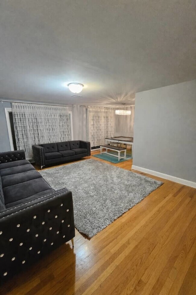 Building Photo - 770 Cordial Dr