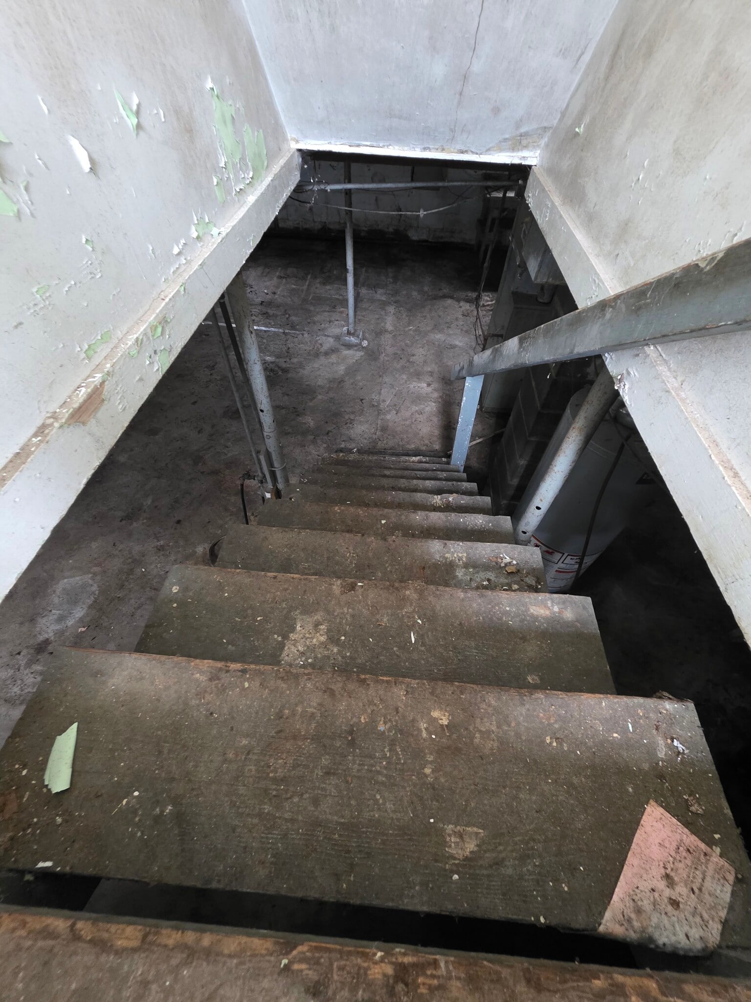 Building Photo - 1311 E Garfield Ave