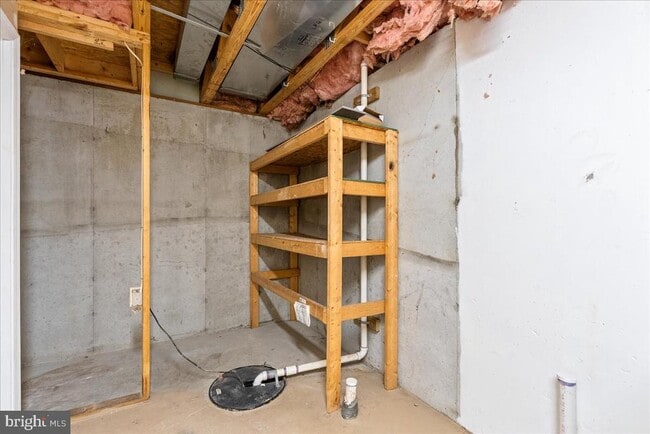 Building Photo - 229 Sherando Cir