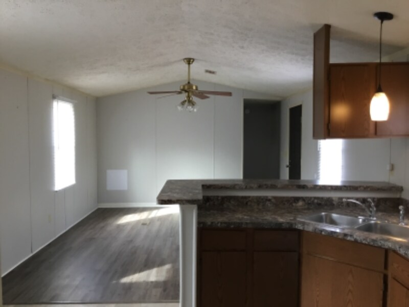 Building Photo - 1091 Jordan Rd