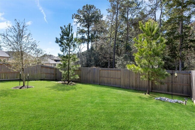 Building Photo - 845 Spruce Pine Dr