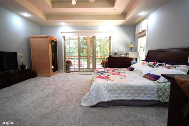 Building Photo - 15401 Jamies Way