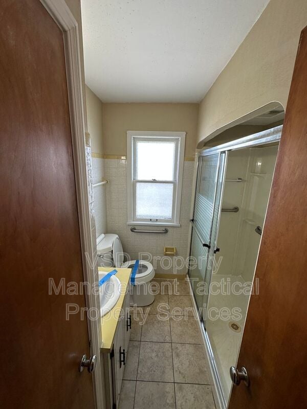 Building Photo - 10301 Granger Rd