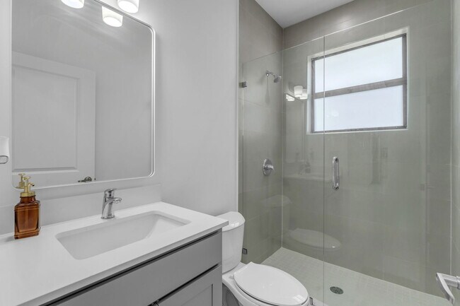 Building Photo - 32206 SW 196th Ave