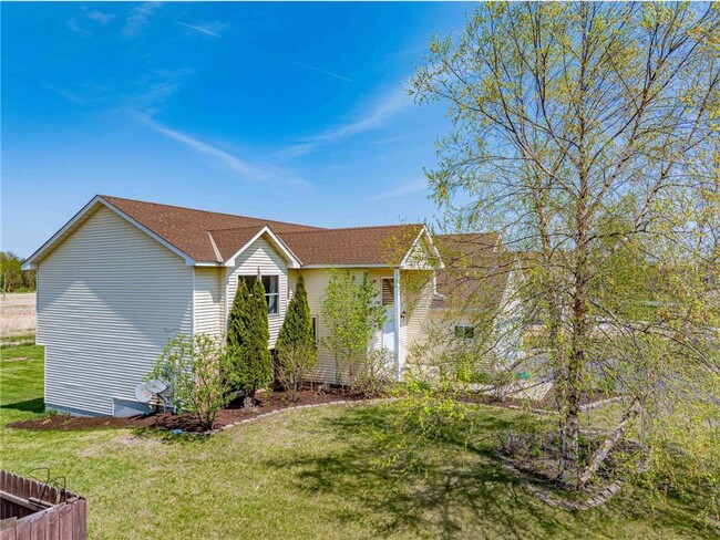 Building Photo - 2112 Blake Ave