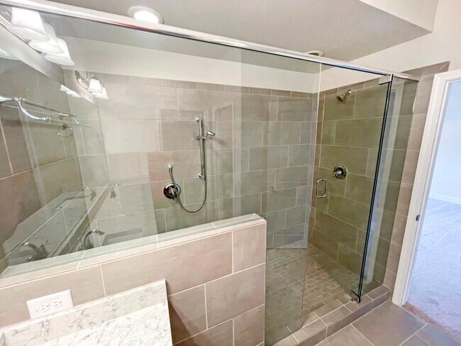 Building Photo - 4129 Townsend Ln