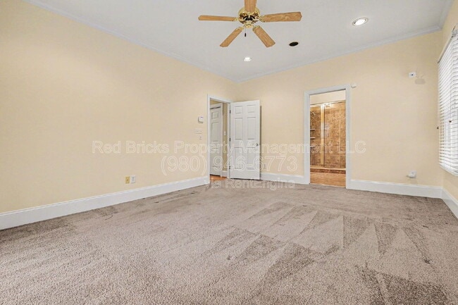 Building Photo - 1760 Jacobs Way