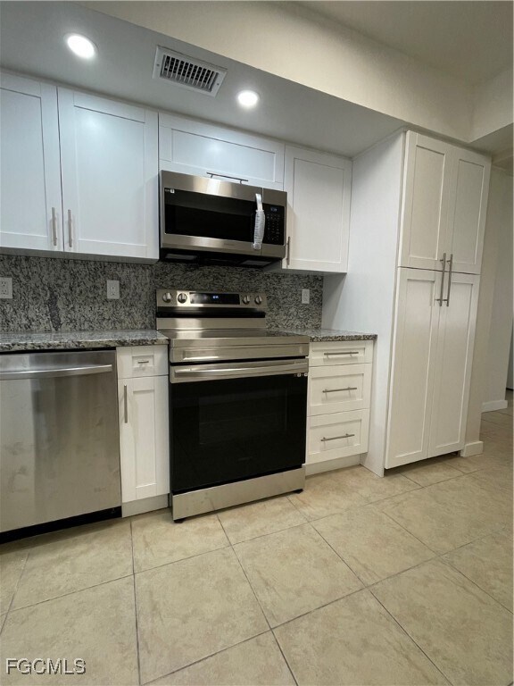 Building Photo - 4958 Viceroy St