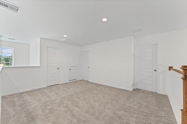 Building Photo - 11824 Whirlaway Dr