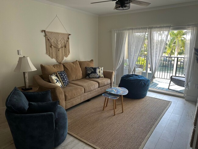 Building Photo - 1302 Tuscany Way