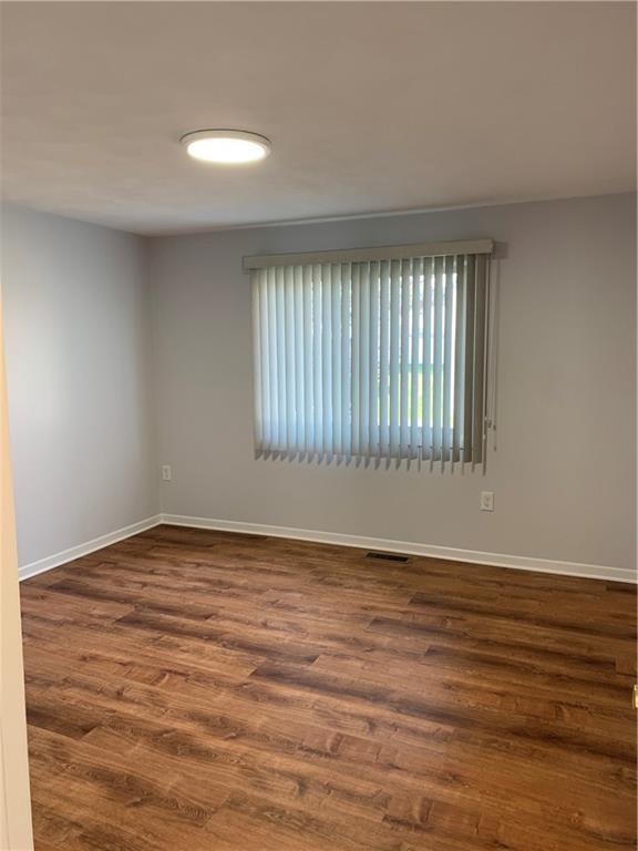 Building Photo - 14 Ferncrest Dr