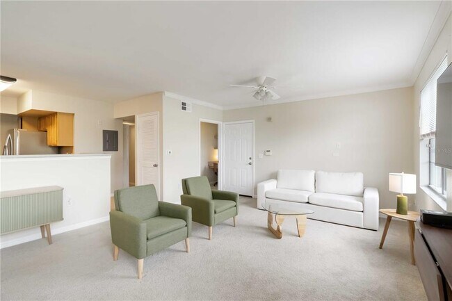 Building Photo - 1050 Villagio Cir