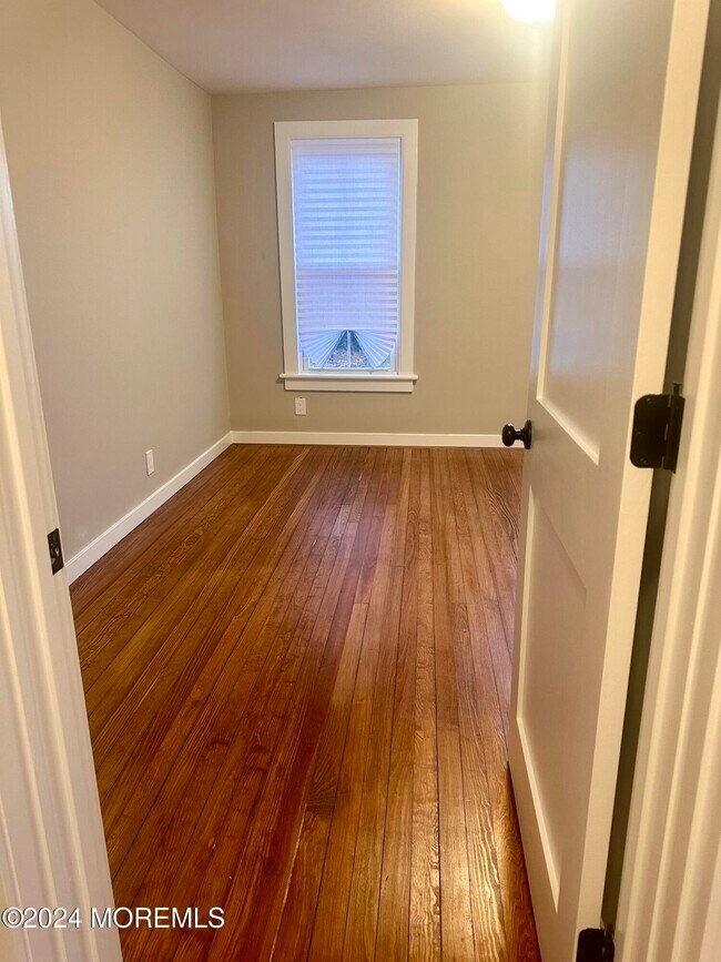 Building Photo - 73-75 Church St