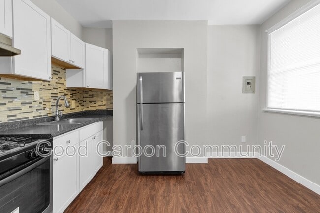 Building Photo - 1073 Grant St