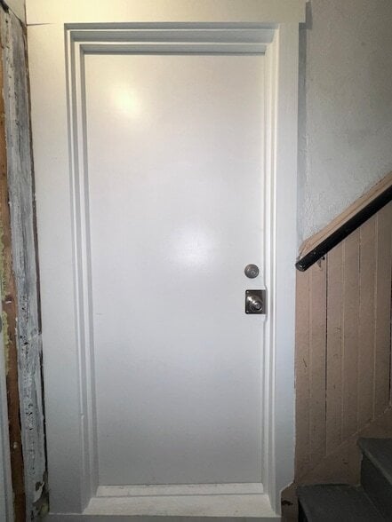 Building Photo - 8919 S Muskegon Ave