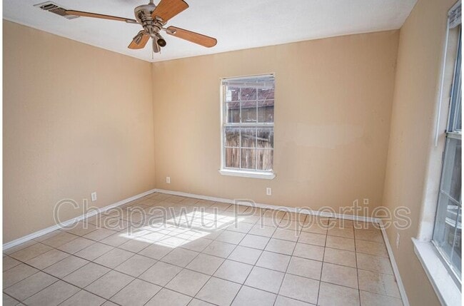 Building Photo - 717 N Colorado St