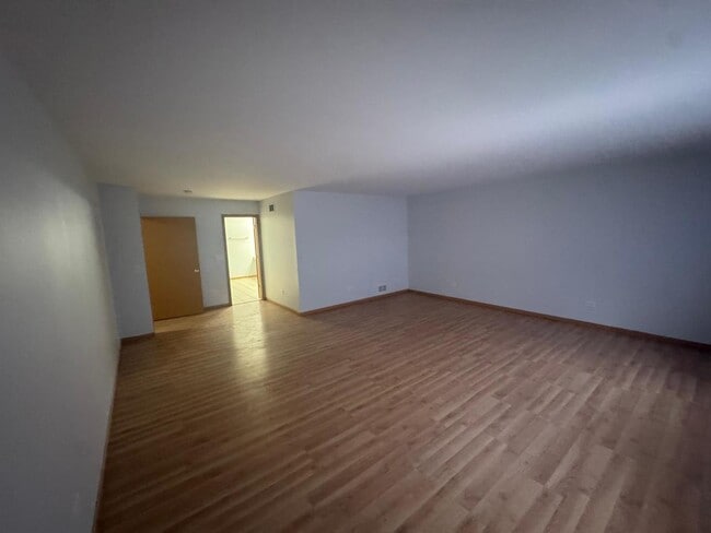 Building Photo - 655 Winston Dr