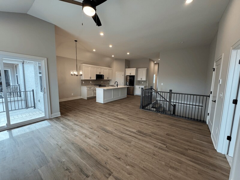 Building Photo - 1406 SW Winthrop Dr