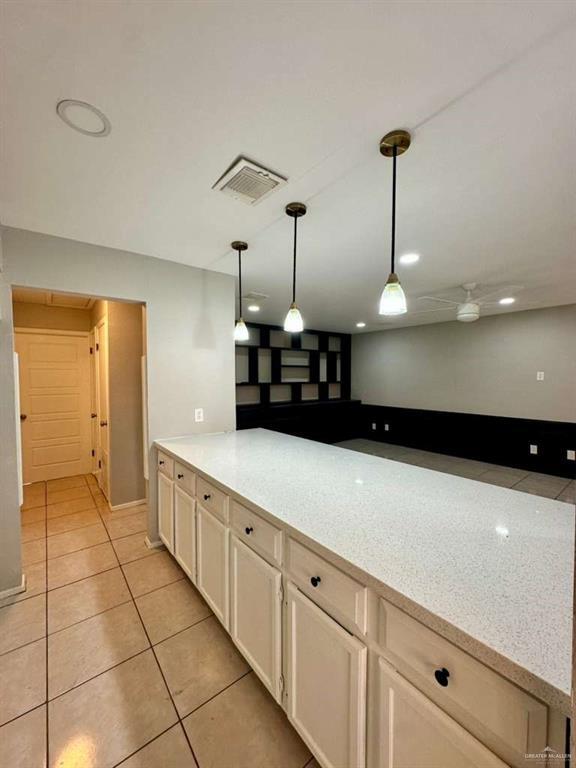 Building Photo - 29 W Dallas Ave