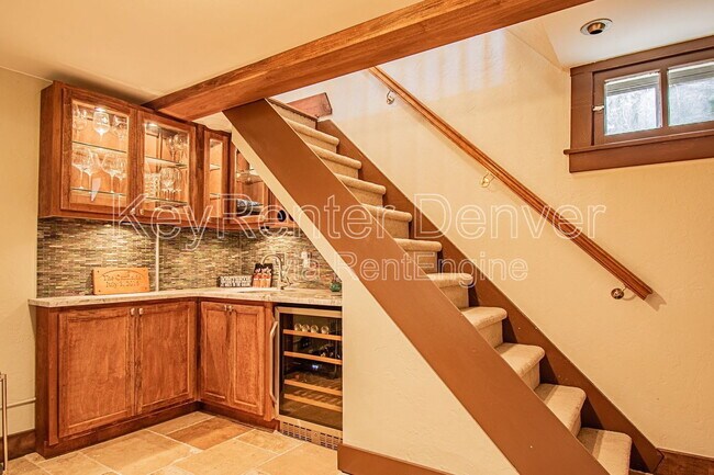 Building Photo - 740 S Corona St