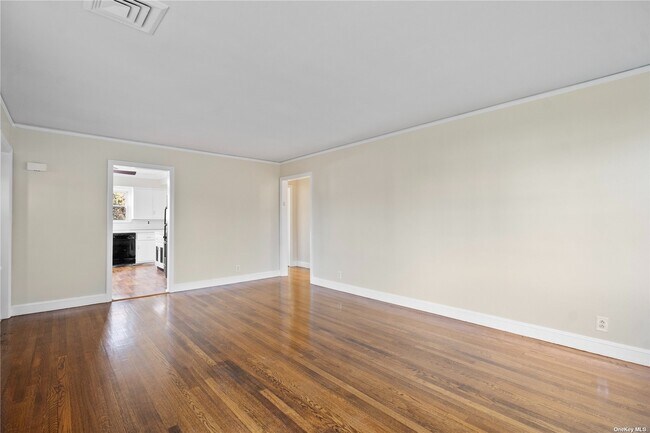 Building Photo - 31 Woolsey Ave