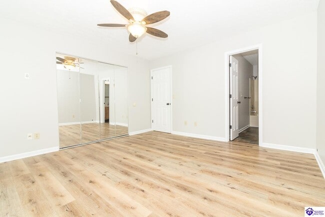 Building Photo - 214 Eagle Way