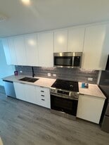 Building Photo - 36 NW 32nd St