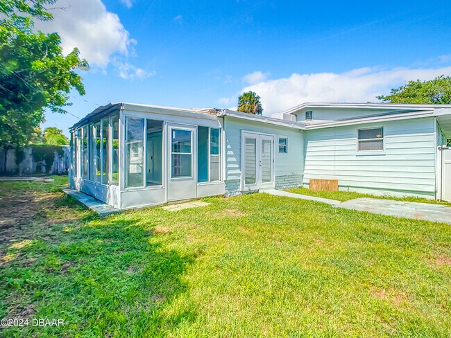 Building Photo - 152 Ponce De Leon Dr