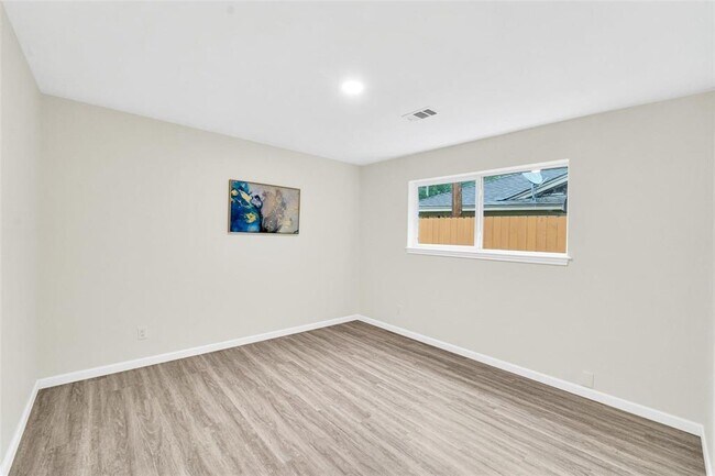 Building Photo - 9714 Blankenship Dr