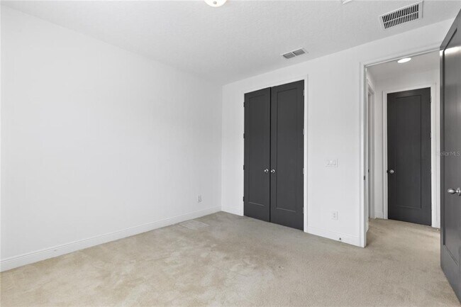Building Photo - 13153 Lessing Ave
