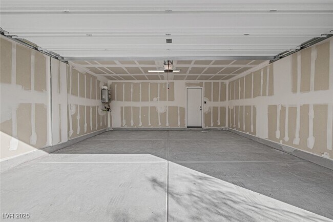 Building Photo - 9546 Wayfarer Seek Ct