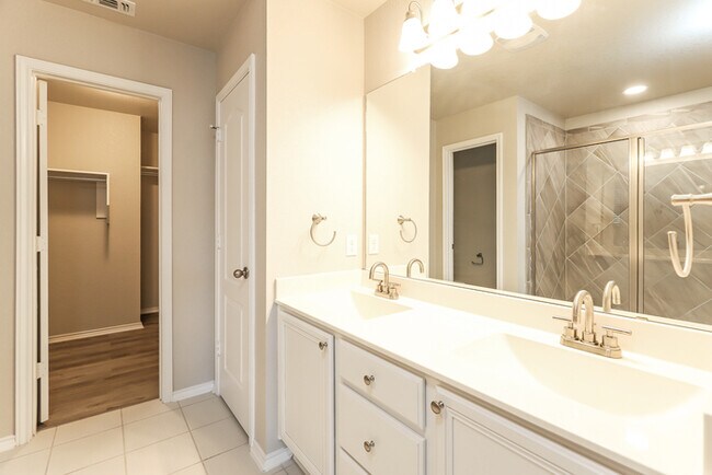 Building Photo - 6806 Slaton Fields