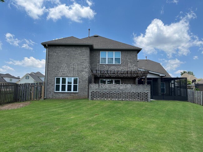 Building Photo - 1924 Wyngate Loop