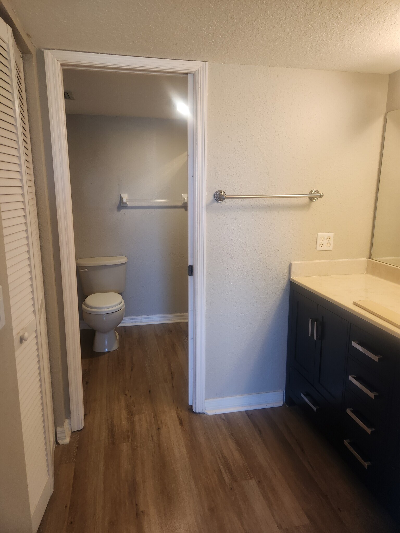 Building Photo - 175 Kings Hwy