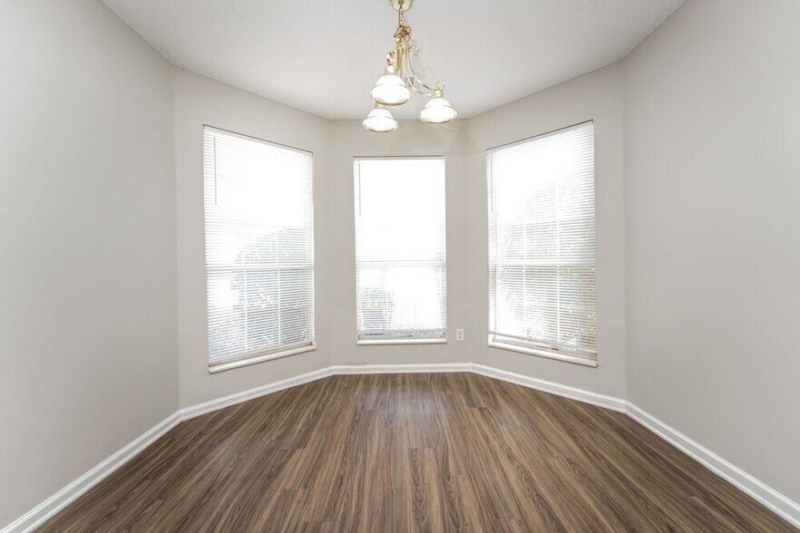 Building Photo - 6626 Browns Mill Ferry Dr