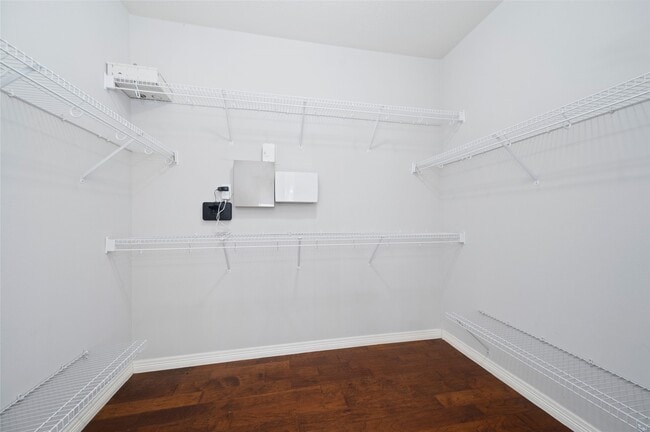 Building Photo - 5619 Honey Brook Ct