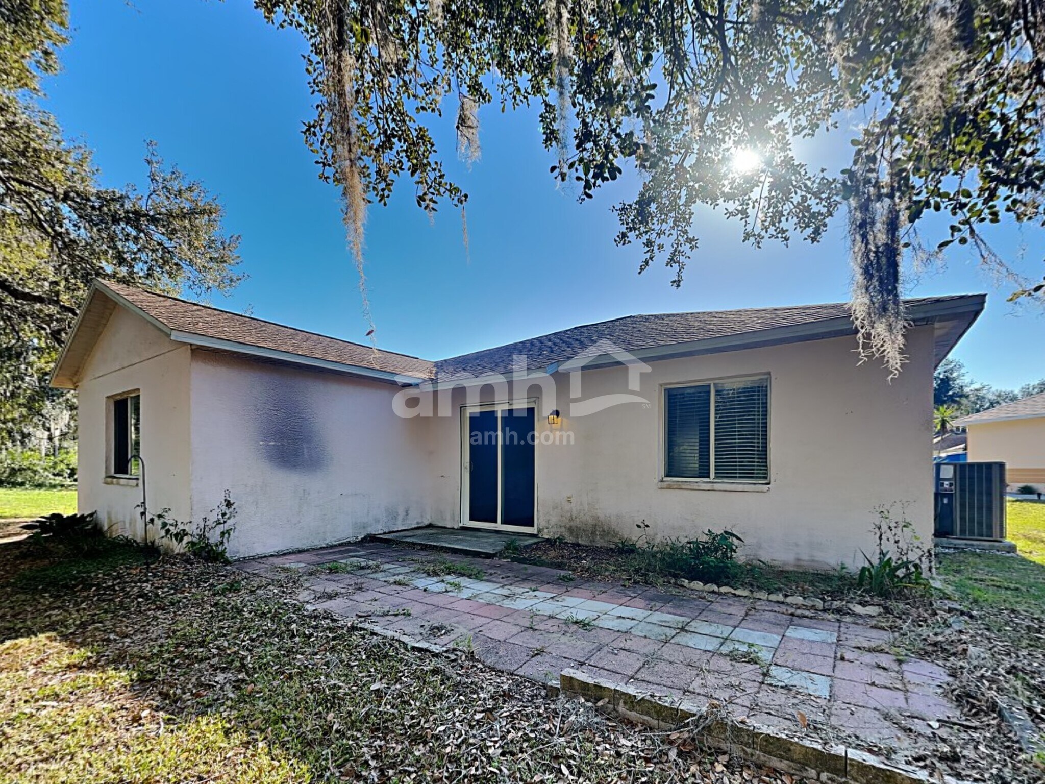 Building Photo - 422 Abigail Rd
