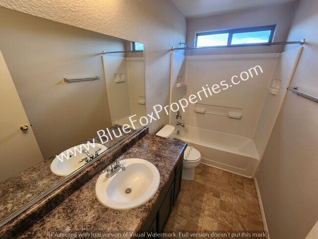 Building Photo - 2427 E Camino Malcote