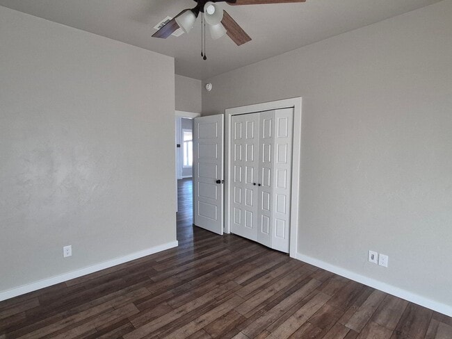 Building Photo - 1245 La Sienna