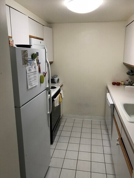 Building Photo - 1933 Commonwealth Ave