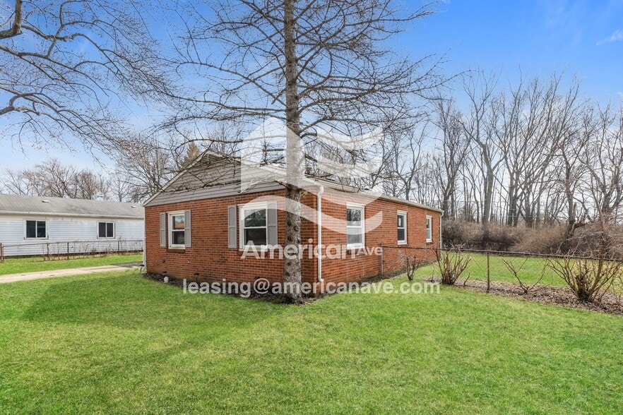 Building Photo - 3844 Lori Sue Ave