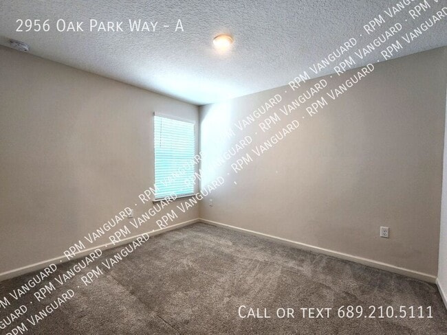 Building Photo - 2956 Oak Park Way