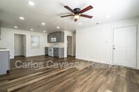 Building Photo - 1829 Mt Pleasant Dr