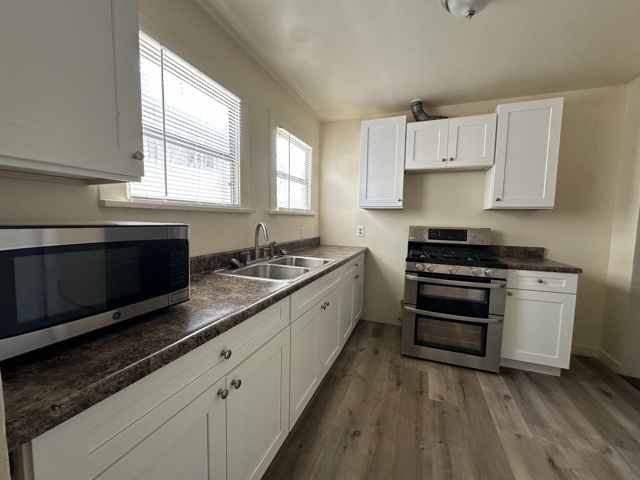 renovated kitchen - 120 N Berendo St