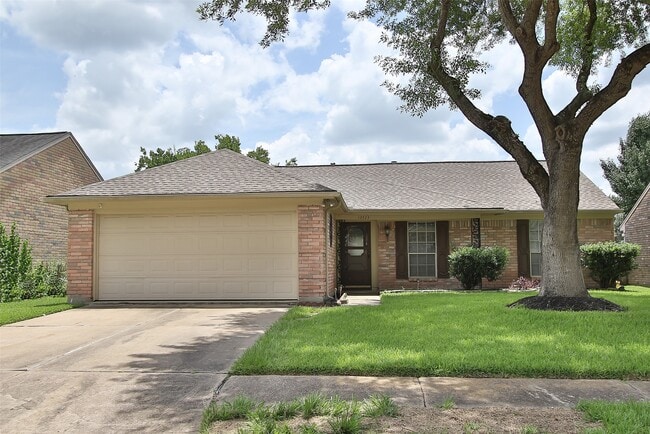 Building Photo - 13523 Harpers Bridge Dr