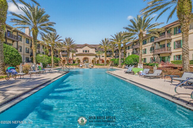 Building Photo - 955 Registry Blvd