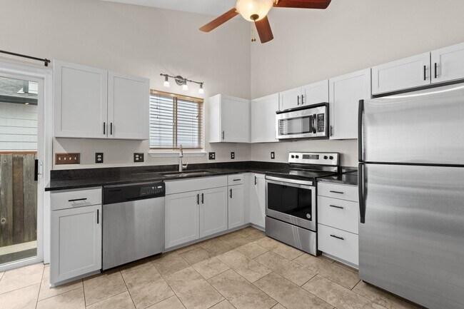 Building Photo - Liberty Lake 4 Bed 2 Bath Home that has been nicely updated