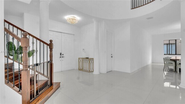 Building Photo - 7803 SW 194th Terrace