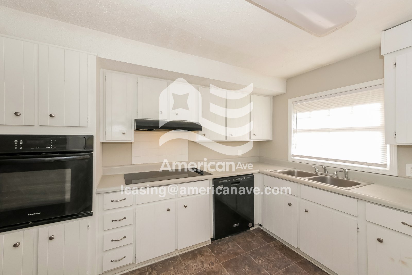 Building Photo - 413 William Dr