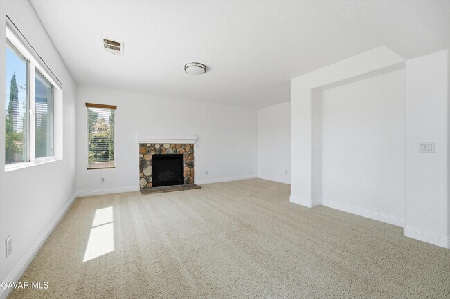 Building Photo - 1638 Miki Way